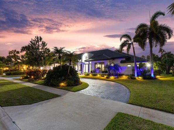 10253 Shireoaks Lane, Boca Raton FL 33498