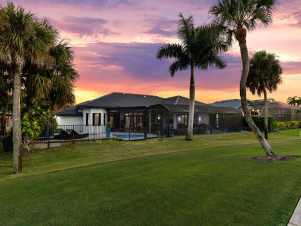 10253 Shireoaks Lane, Boca Raton FL 33498