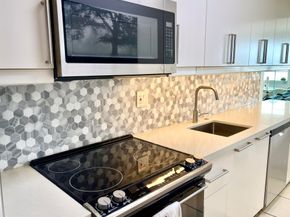 100 Lincoln Road 1105, Miami Beach FL 33139