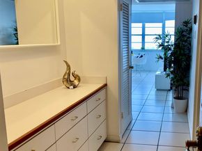 100 Lincoln Road 1105, Miami Beach FL 33139