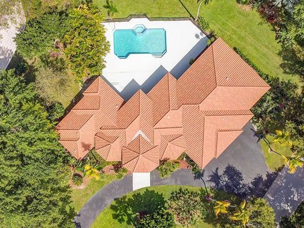 7685 NW 47th Dr, Coral Springs FL 33067