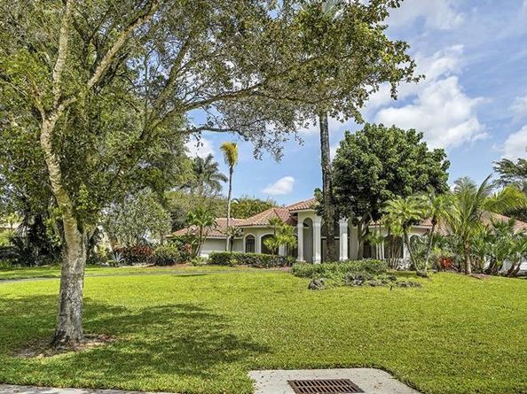 7685 NW 47th Dr, Coral Springs FL 33067