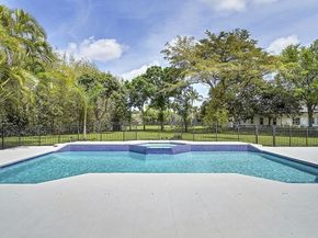 7685 NW 47th Dr, Coral Springs FL 33067