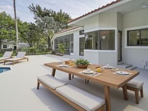 7685 NW 47th Dr, Coral Springs FL 33067