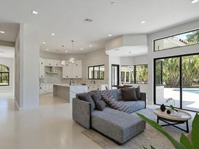 7685 NW 47th Dr, Coral Springs FL 33067