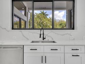 7685 NW 47th Dr, Coral Springs FL 33067