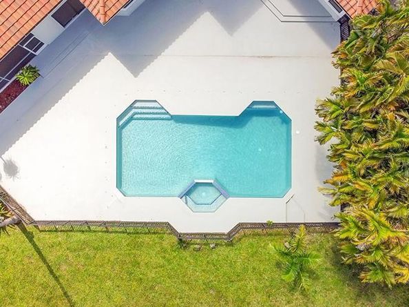 7685 NW 47th Dr, Coral Springs FL 33067