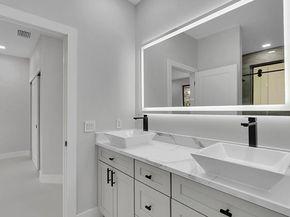 7685 NW 47th Dr, Coral Springs FL 33067
