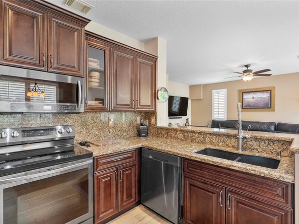 5176 NW 121st Dr, Coral Springs FL 33076
