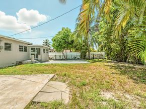 1985 NE 177th St, North Miami Beach FL 33162