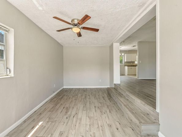 1985 NE 177th St, North Miami Beach FL 33162