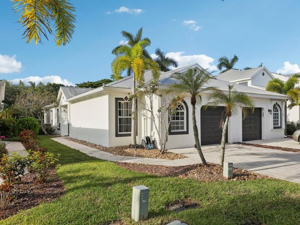 10709 Pelican Drive Drive, Wellington FL 33414