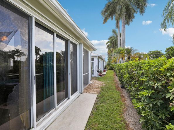 10709 Pelican Drive Drive, Wellington FL 33414