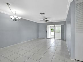 2651 W Barkley Dr W J, West Palm Beach FL 33415