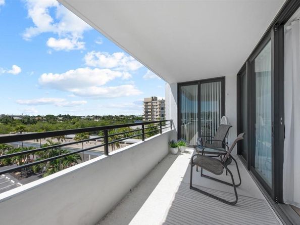 3589 S Ocean Boulevard 507, South Palm Beach FL 33480