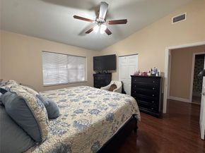 8402 NW 40th Ct, Sunrise FL 33351