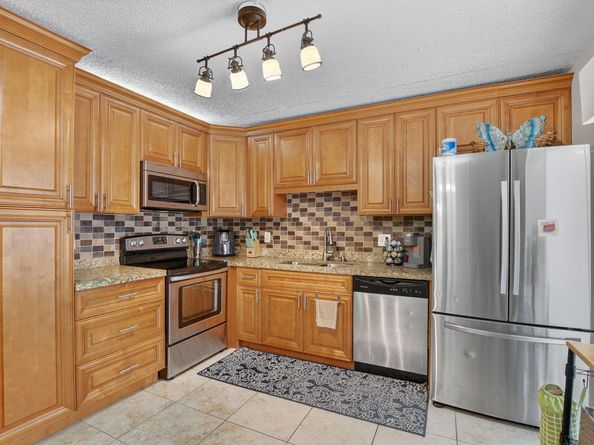 22185 Boca Rancho Drive A, Boca Raton FL 33428