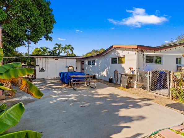 3301 N 66th Ave, Hollywood FL 33024