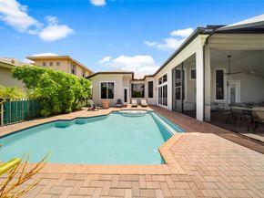 7627 NW 127th Mnr, Parkland FL 33076