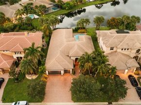 7627 NW 127th Mnr, Parkland FL 33076