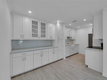 170 Cypress Club Dr