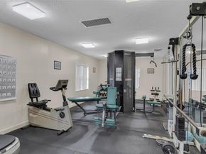 170 Cypress Club Dr 716, Pompano Beach FL 33060