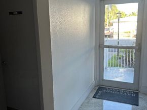 550 Bayshore Dr 102, Fort Lauderdale FL 33304
