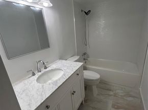 550 Bayshore Dr 102, Fort Lauderdale FL 33304