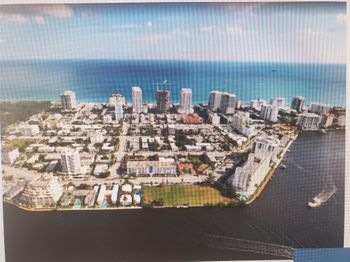 550 Bayshore Dr