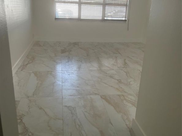 550 Bayshore Dr 102, Fort Lauderdale FL 33304
