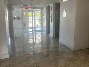 550 Bayshore Dr 102, Fort Lauderdale FL 33304