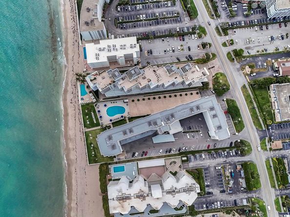 3570 S Ocean Boulevard 506, South Palm Beach FL 33480