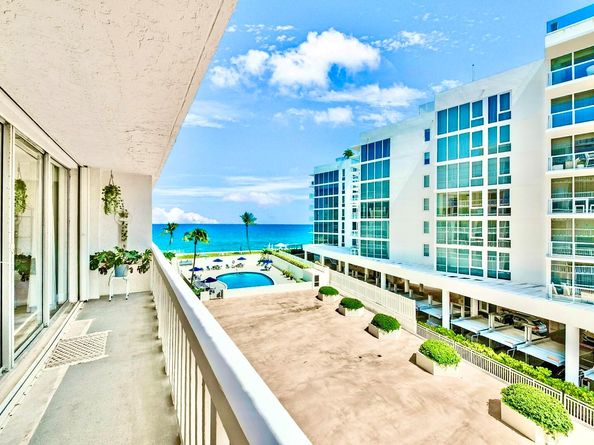 3570 S Ocean Boulevard 506, South Palm Beach FL 33480