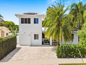 2147 NE 65th St, Fort Lauderdale FL 33308