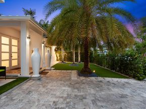 2147 NE 65th St, Fort Lauderdale FL 33308