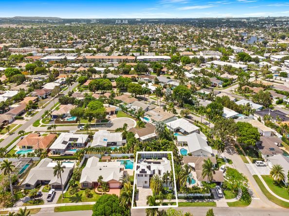 2147 NE 65th St, Fort Lauderdale FL 33308