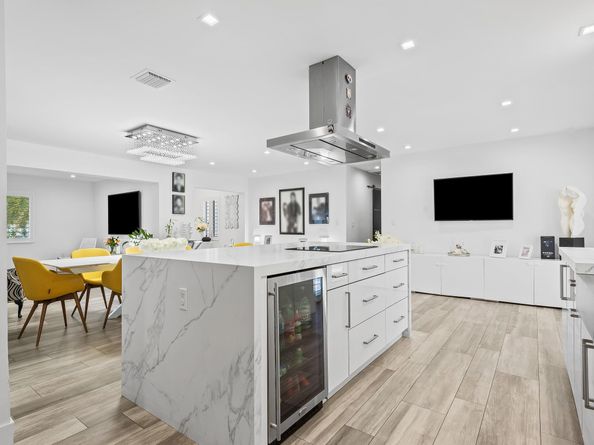 2147 NE 65th St, Fort Lauderdale FL 33308