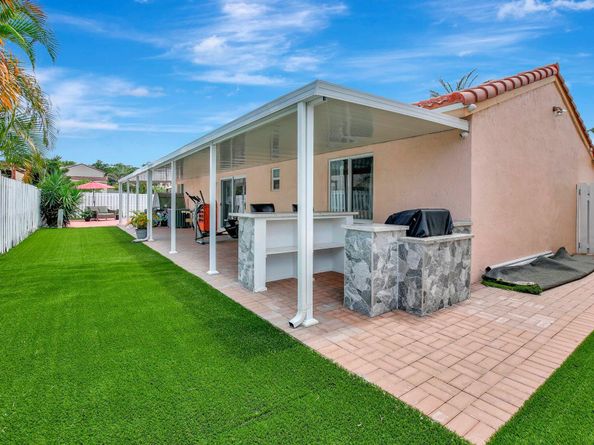 1266 NW 126th Terrace, Sunrise FL 33323