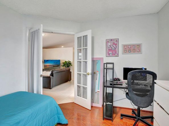 1266 NW 126th Terrace, Sunrise FL 33323