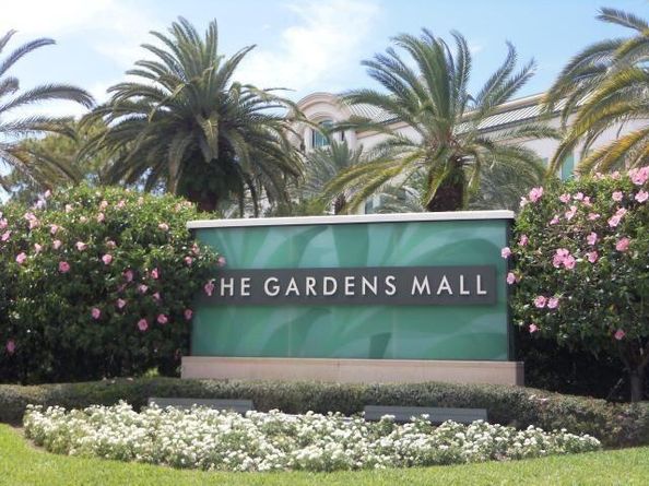 8270 Bob O Link Drive, West Palm Beach FL 33412