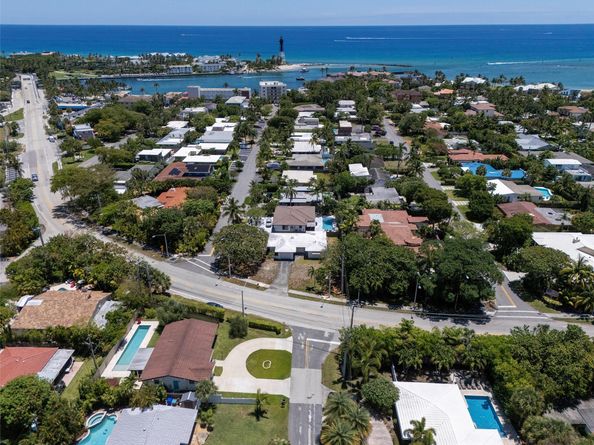 3213 Dover Rd, Pompano Beach FL 33062
