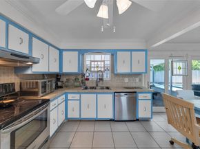 3213 Dover Rd, Pompano Beach FL 33062