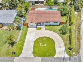 3213 Dover Rd, Pompano Beach FL 33062