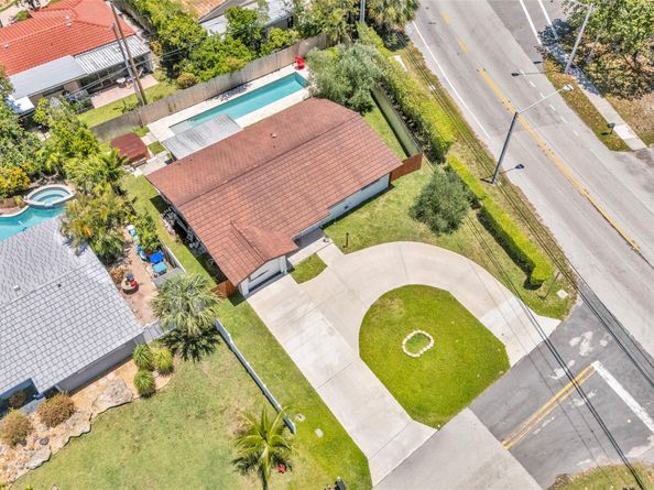 3213 Dover Rd, Pompano Beach FL 33062