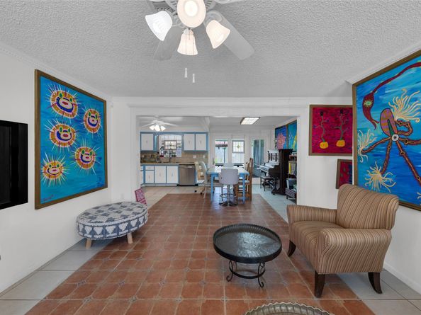 3213 Dover Rd, Pompano Beach FL 33062