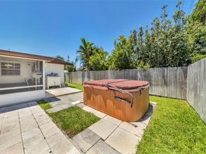 3213 Dover Rd, Pompano Beach FL 33062