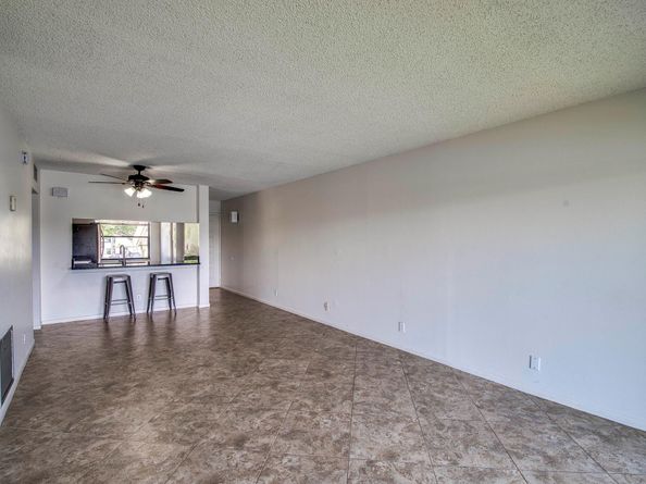12829 Briarlake Drive 204, Palm Beach Gardens FL 33418