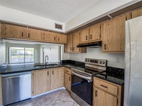12829 Briarlake Drive 204, Palm Beach Gardens FL 33418