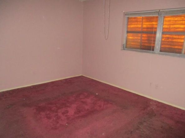 4595 NW 43rd Ct, Lauderdale Lakes FL 33319