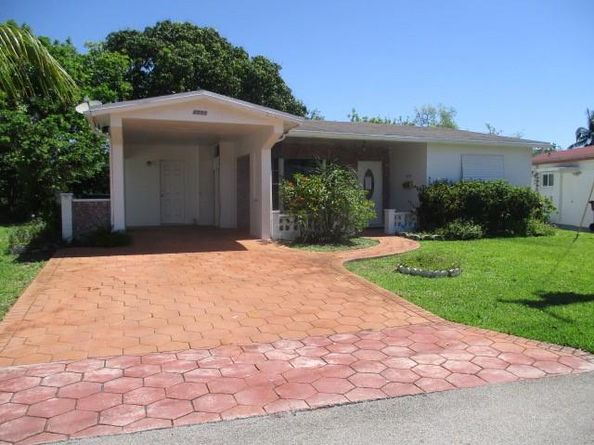 4595 NW 43rd Ct, Lauderdale Lakes FL 33319
